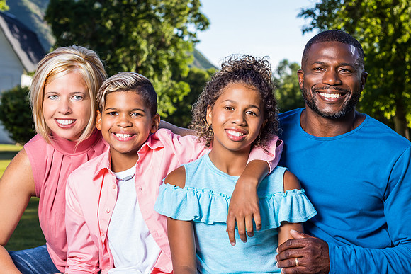 De'Toles family, up close and personal