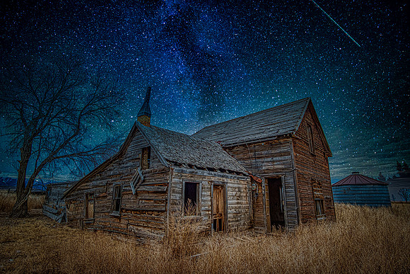 Farmhouse ruins